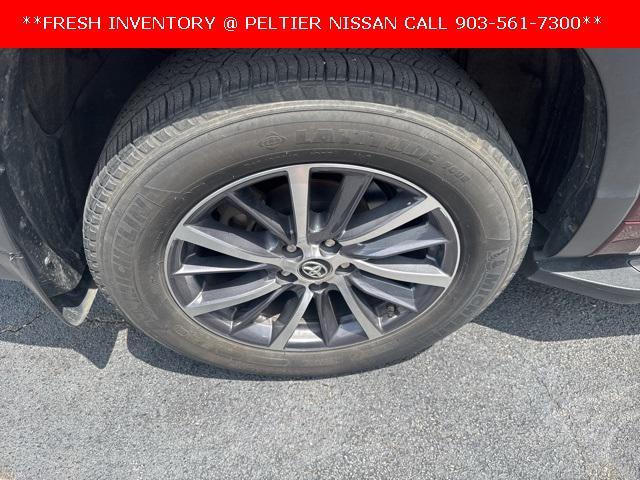 used 2017 Toyota Highlander car, priced at $26,549