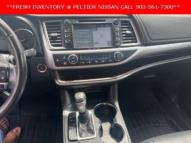 used 2017 Toyota Highlander car, priced at $26,549