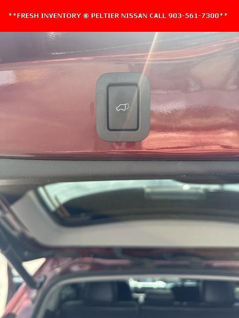used 2017 Toyota Highlander car, priced at $26,549