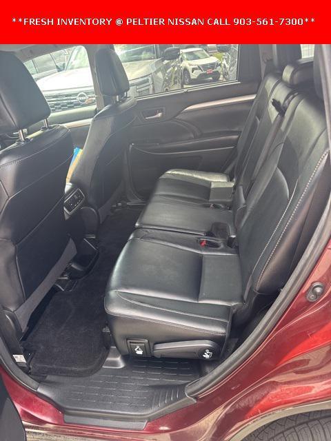 used 2017 Toyota Highlander car, priced at $26,549