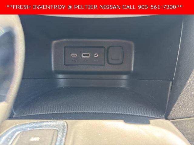 used 2023 Chevrolet Equinox car, priced at $23,999