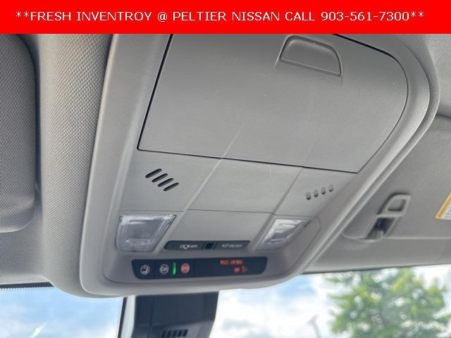 used 2023 Chevrolet Equinox car, priced at $23,999