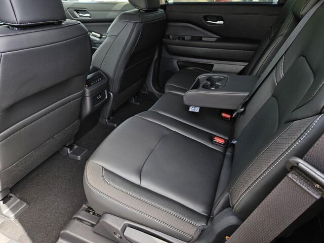 new 2025 Nissan Pathfinder car, priced at $41,299