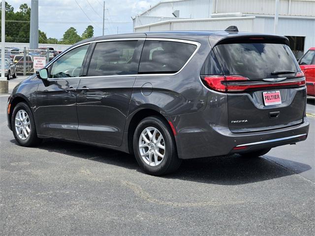 used 2023 Chrysler Pacifica car, priced at $25,471