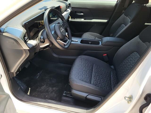 new 2025 Nissan Kicks car, priced at $24,065