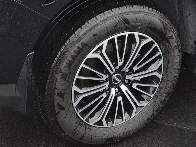 new 2025 Nissan Armada car, priced at $65,610