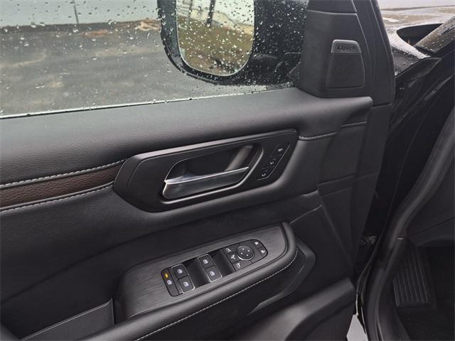 new 2025 Nissan Armada car, priced at $65,610