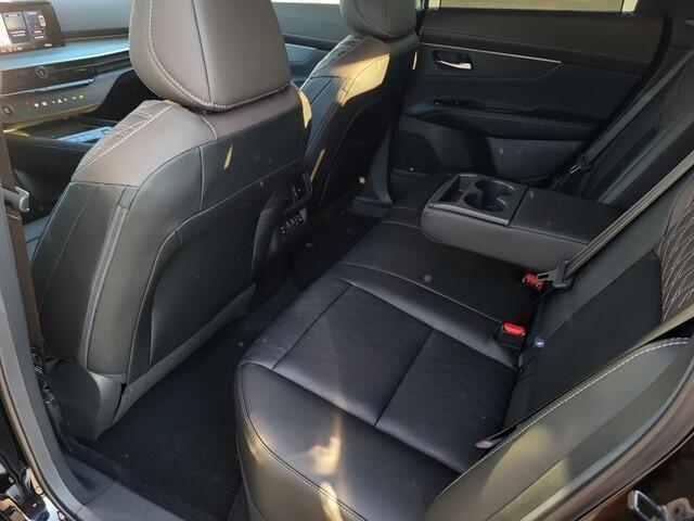 new 2025 Nissan Murano car, priced at $43,887