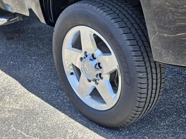 used 2013 GMC Sierra 2500 car, priced at $33,999