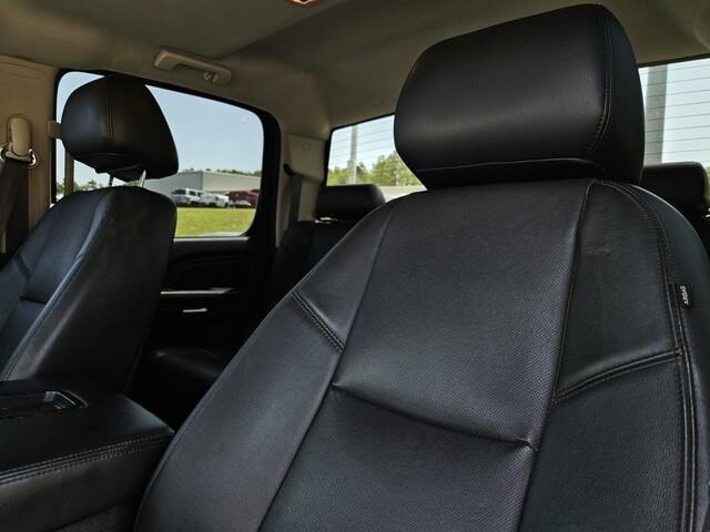 used 2013 GMC Sierra 2500 car, priced at $33,999