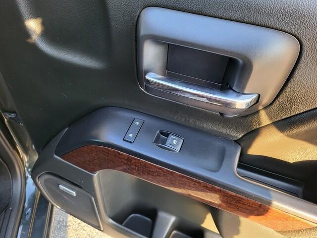 used 2018 GMC Sierra 1500 car, priced at $27,989