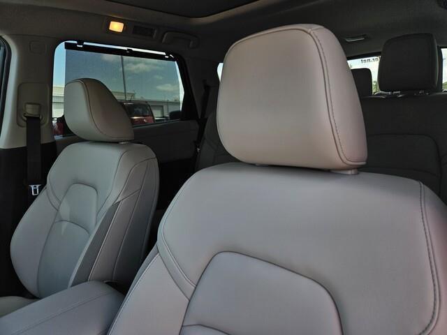 new 2025 Nissan Pathfinder car, priced at $44,291