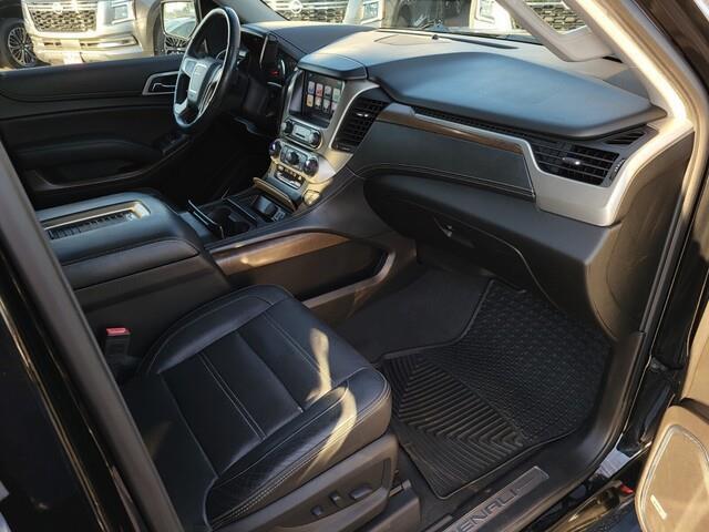 used 2022 GMC Yukon car, priced at $54,999