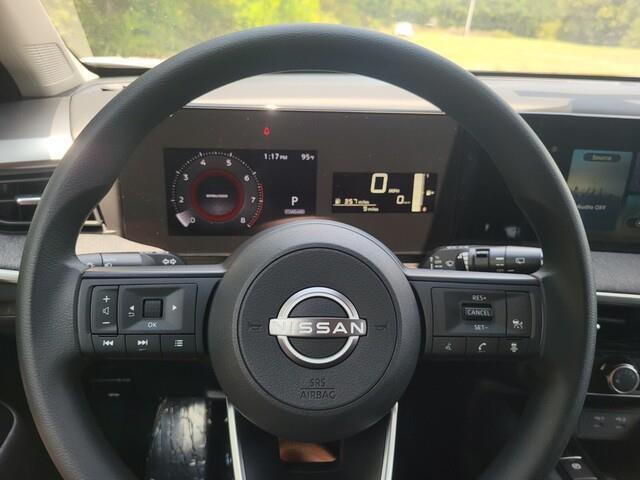 new 2025 Nissan Kicks car, priced at $23,024