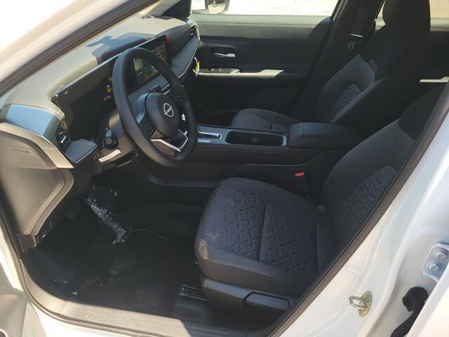 new 2025 Nissan Kicks car, priced at $24,408