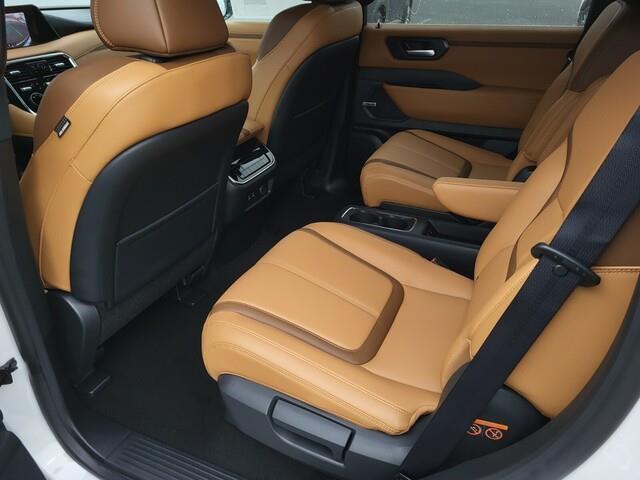 new 2025 Nissan Armada car, priced at $60,395
