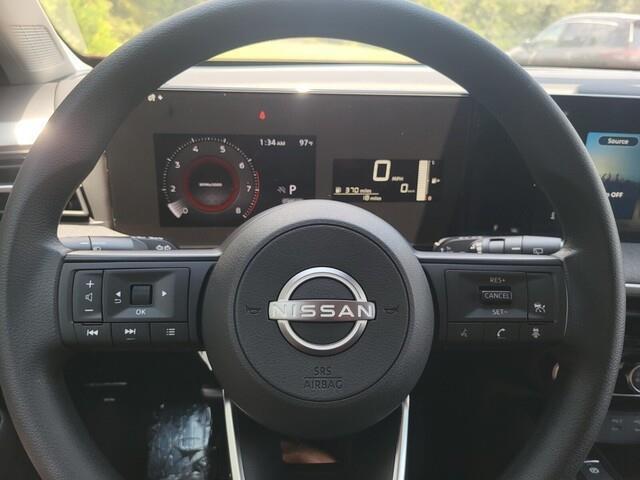 new 2025 Nissan Kicks car, priced at $22,604