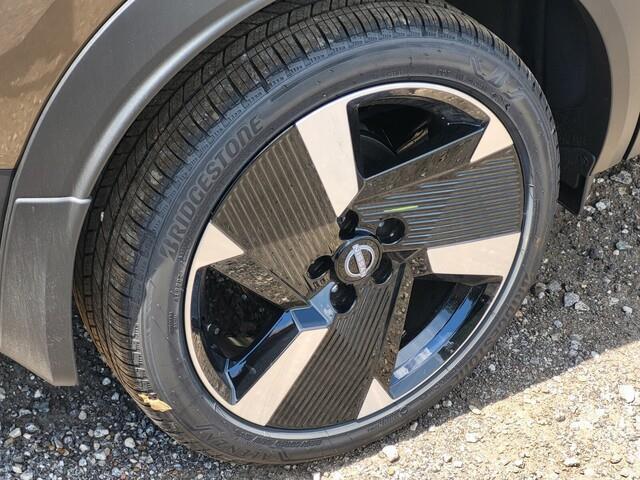 new 2025 Nissan Kicks car, priced at $24,871