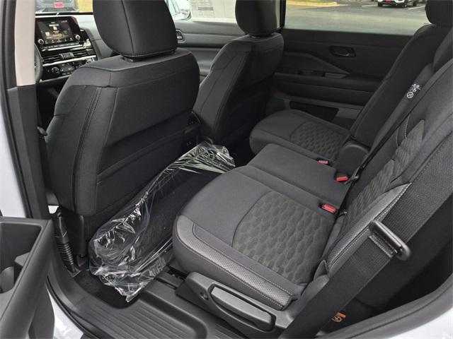 new 2025 Nissan Pathfinder car, priced at $34,880