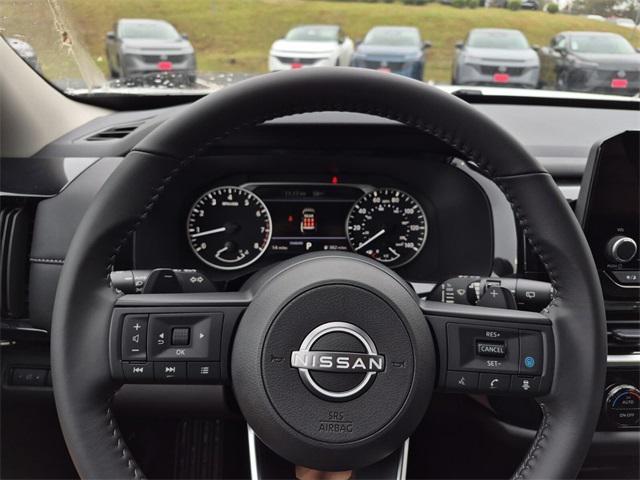 new 2025 Nissan Pathfinder car, priced at $34,880