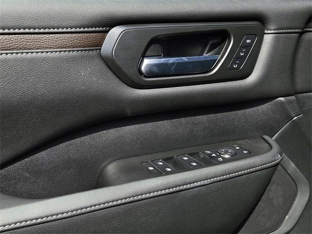 new 2025 Nissan Armada car, priced at $68,903