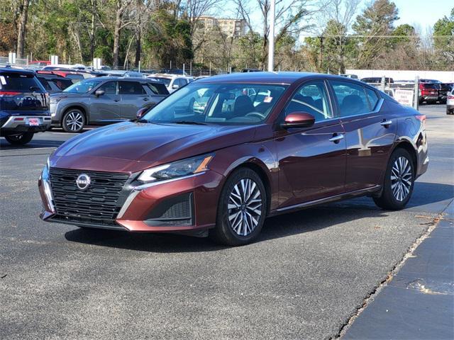 used 2023 Nissan Altima car, priced at $19,999