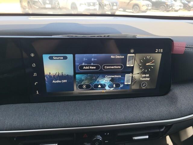 new 2025 Nissan Kicks car, priced at $24,032