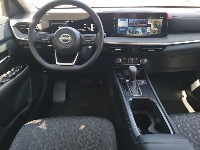 new 2025 Nissan Kicks car, priced at $24,032