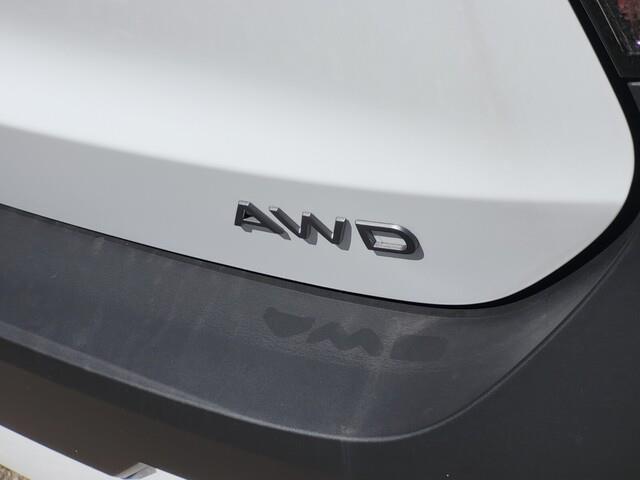 new 2025 Nissan Kicks car, priced at $24,032