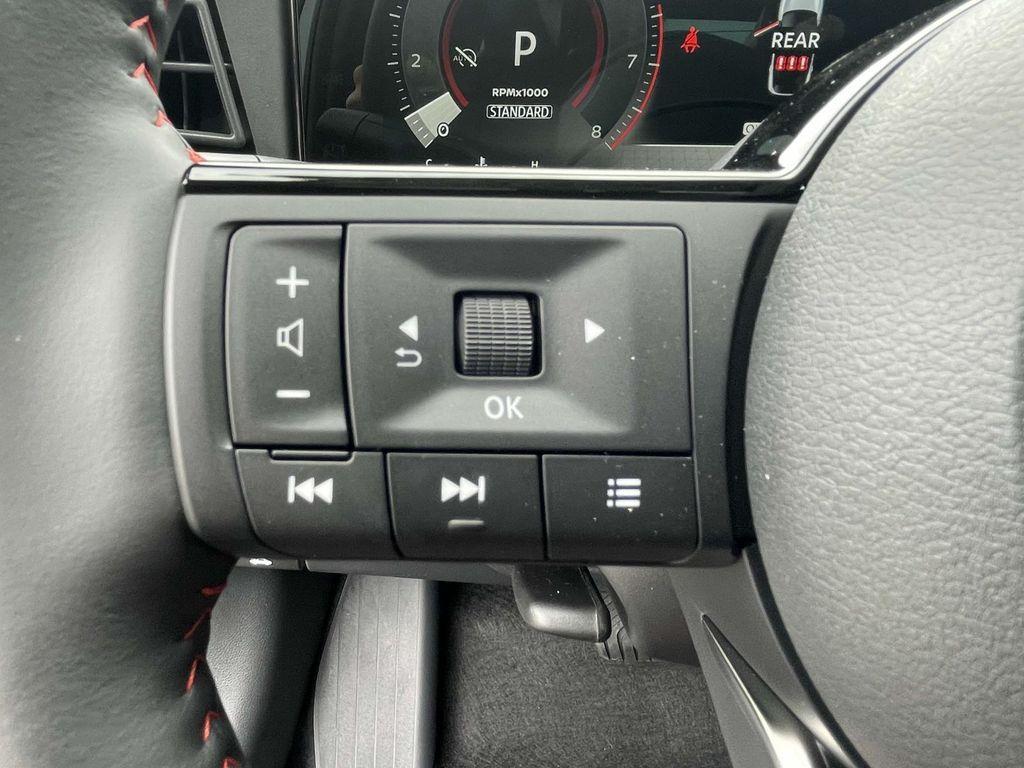 new 2025 Nissan Kicks car, priced at $31,470