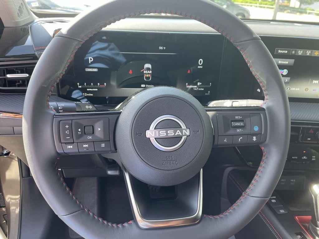 new 2025 Nissan Kicks car, priced at $28,450