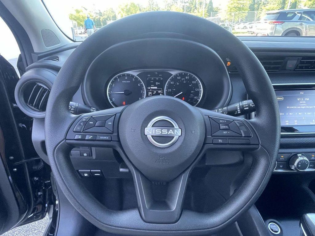 new 2025 Nissan Kicks Play car, priced at $23,275