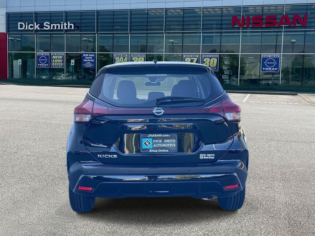 new 2025 Nissan Kicks Play car, priced at $23,275