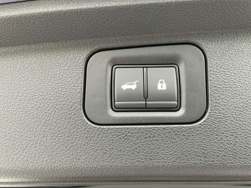 new 2025 Nissan Armada car, priced at $77,570