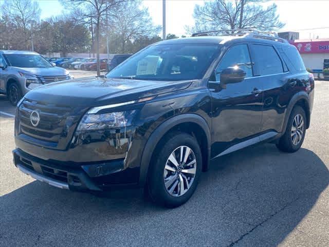 new 2025 Nissan Pathfinder car, priced at $43,673