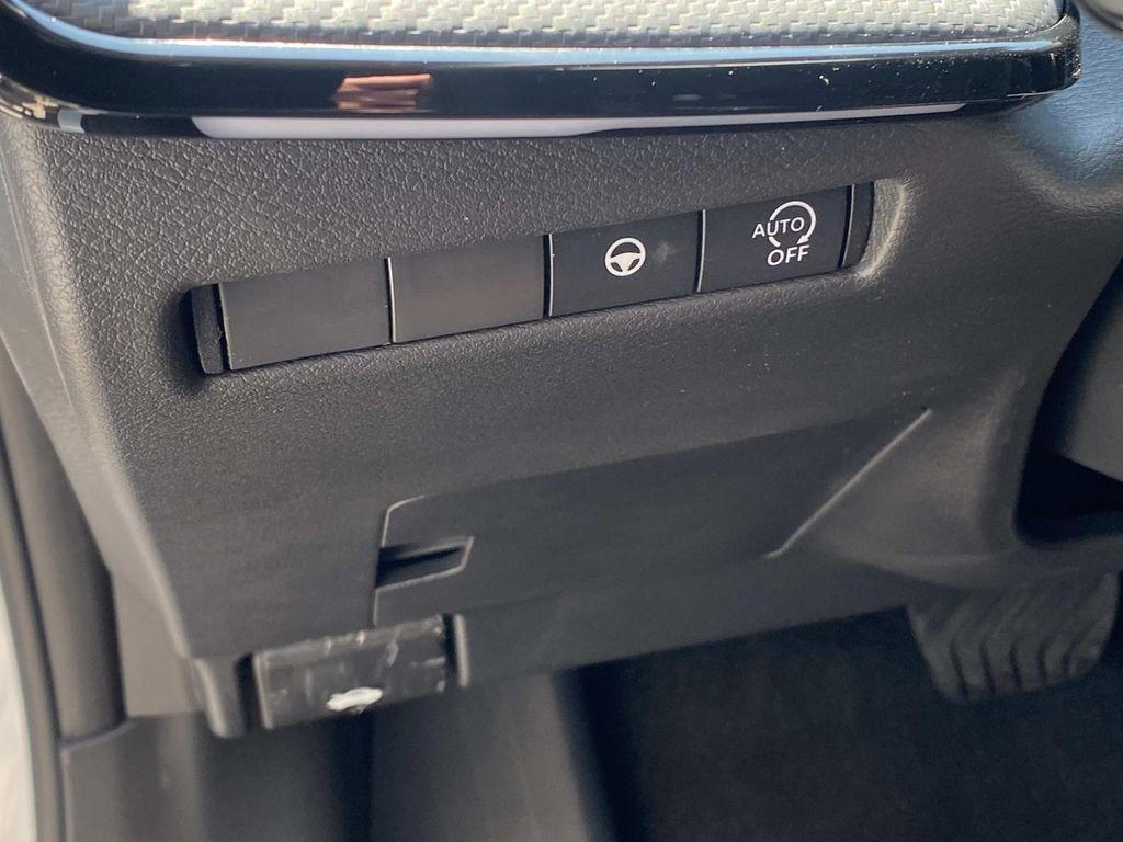 new 2025 Nissan Kicks car, priced at $28,900