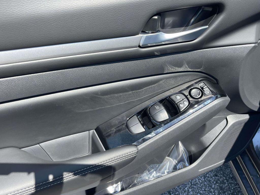new 2025 Nissan Altima car, priced at $35,785