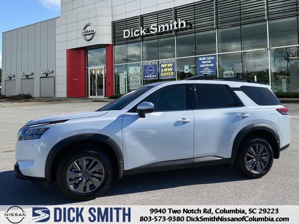 new 2025 Nissan Pathfinder car, priced at $41,583