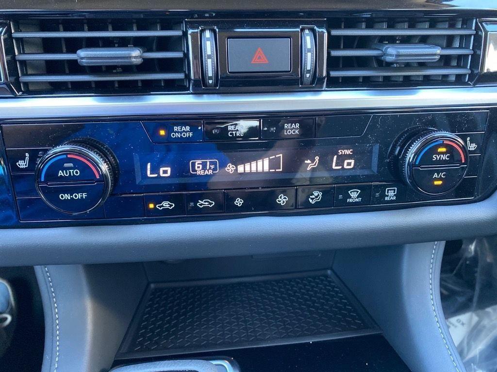 new 2025 Nissan Pathfinder car, priced at $41,583