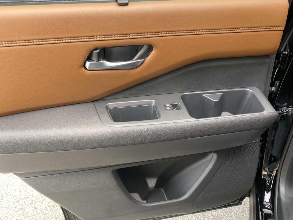 new 2025 Nissan Pathfinder car, priced at $53,395