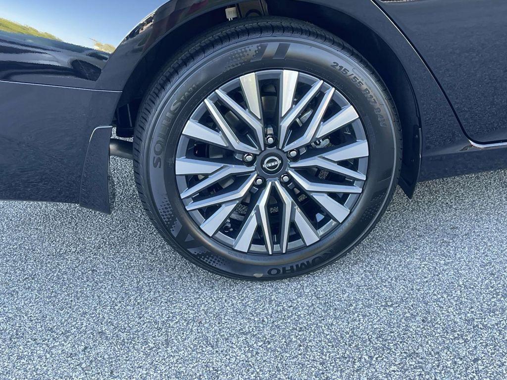 new 2025 Nissan Altima car, priced at $29,410