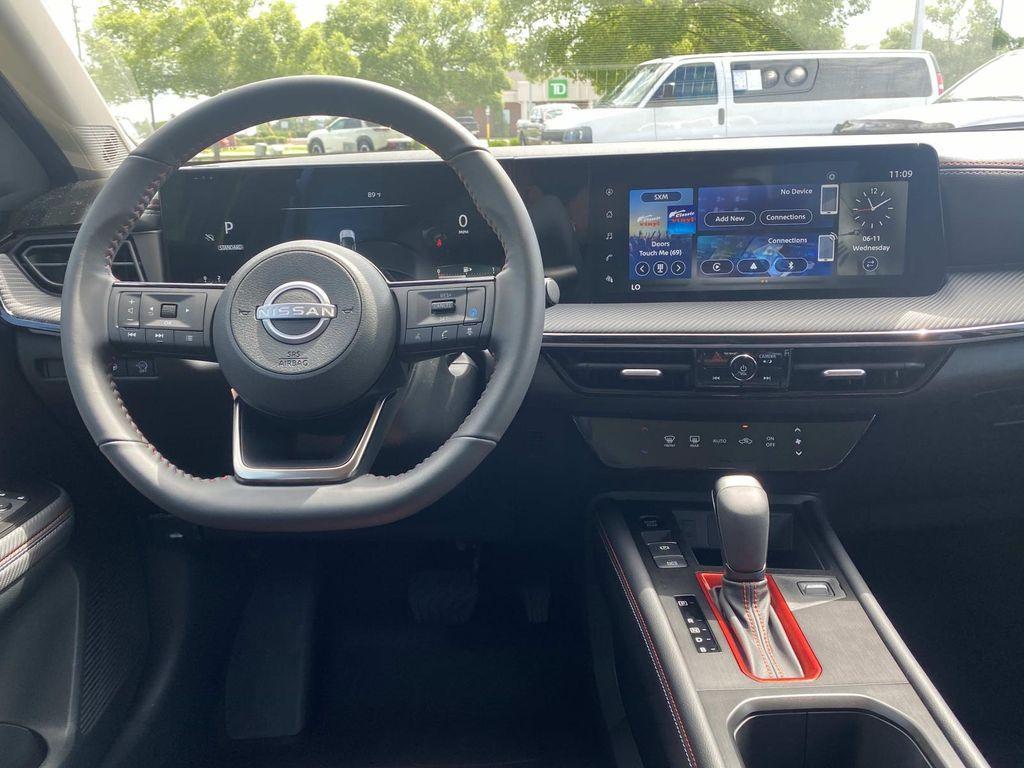 new 2025 Nissan Kicks car, priced at $29,250