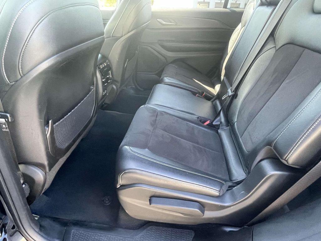 used 2024 Jeep Grand Cherokee L car, priced at $33,305