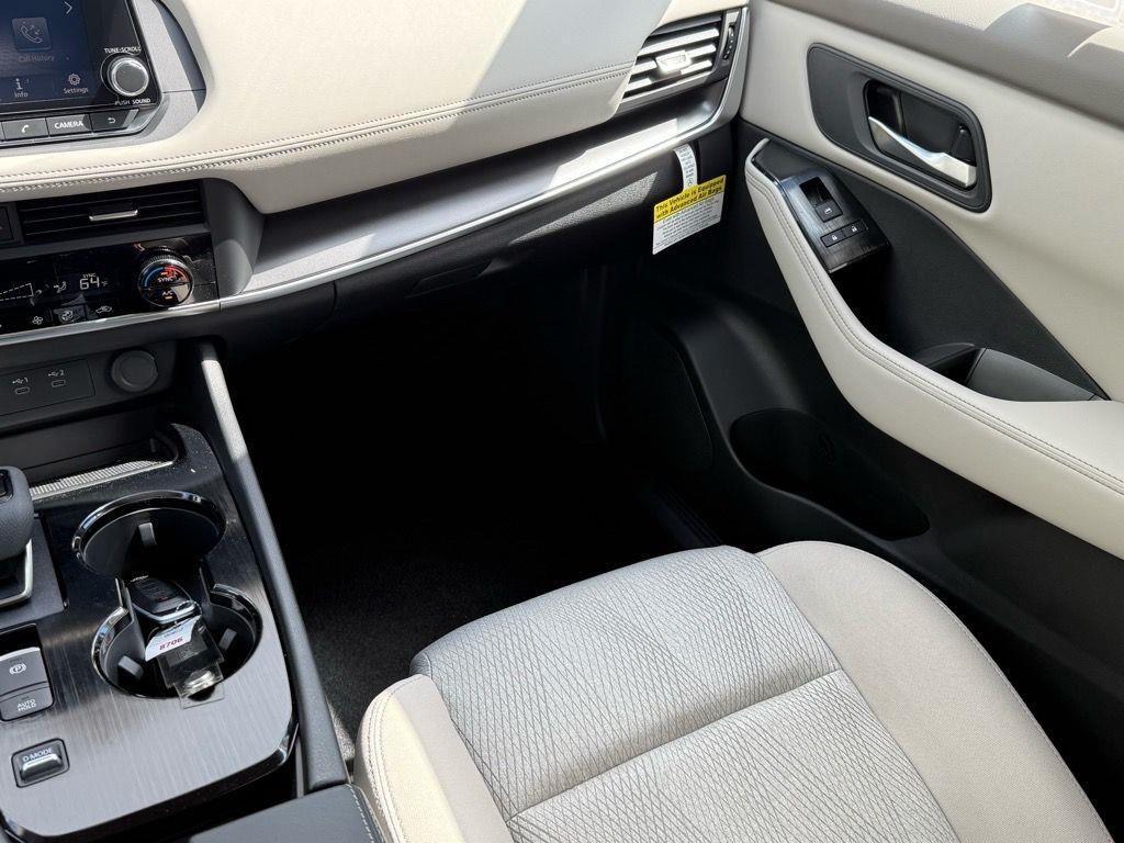 new 2025 Nissan Rogue car, priced at $32,075