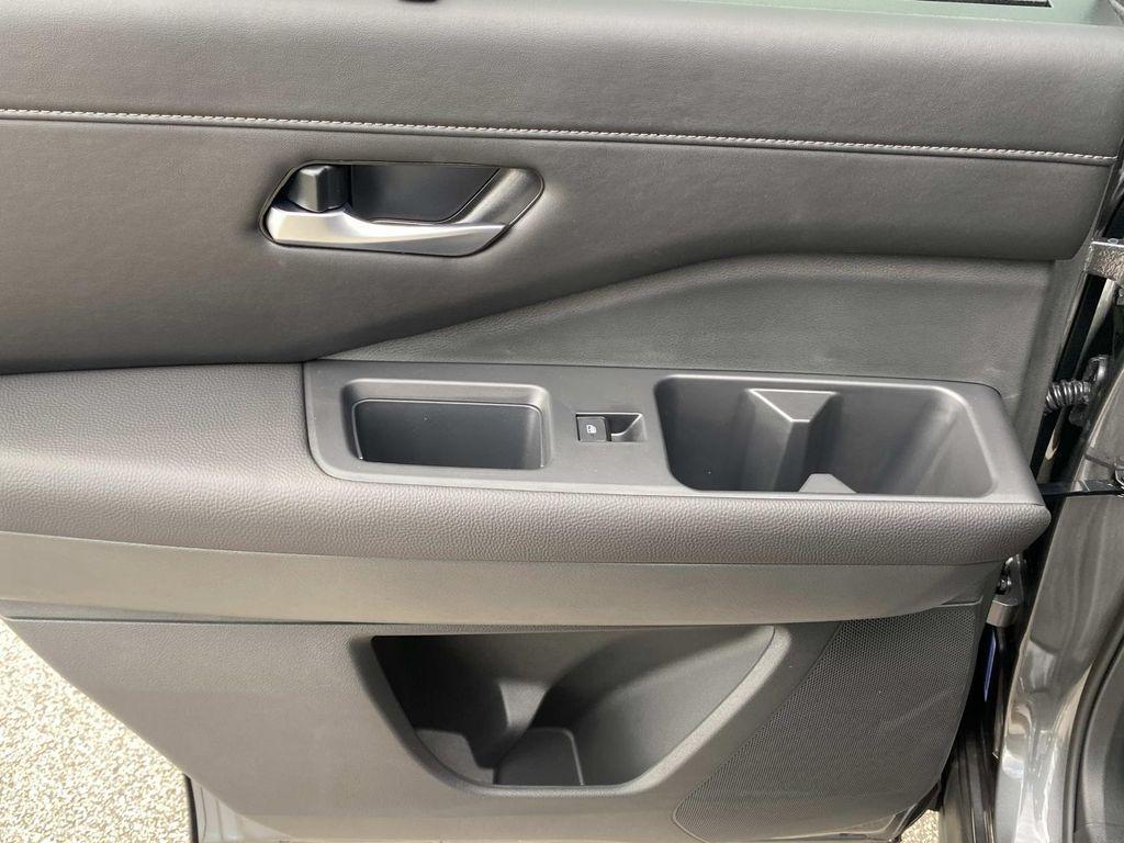 new 2025 Nissan Pathfinder car, priced at $46,475