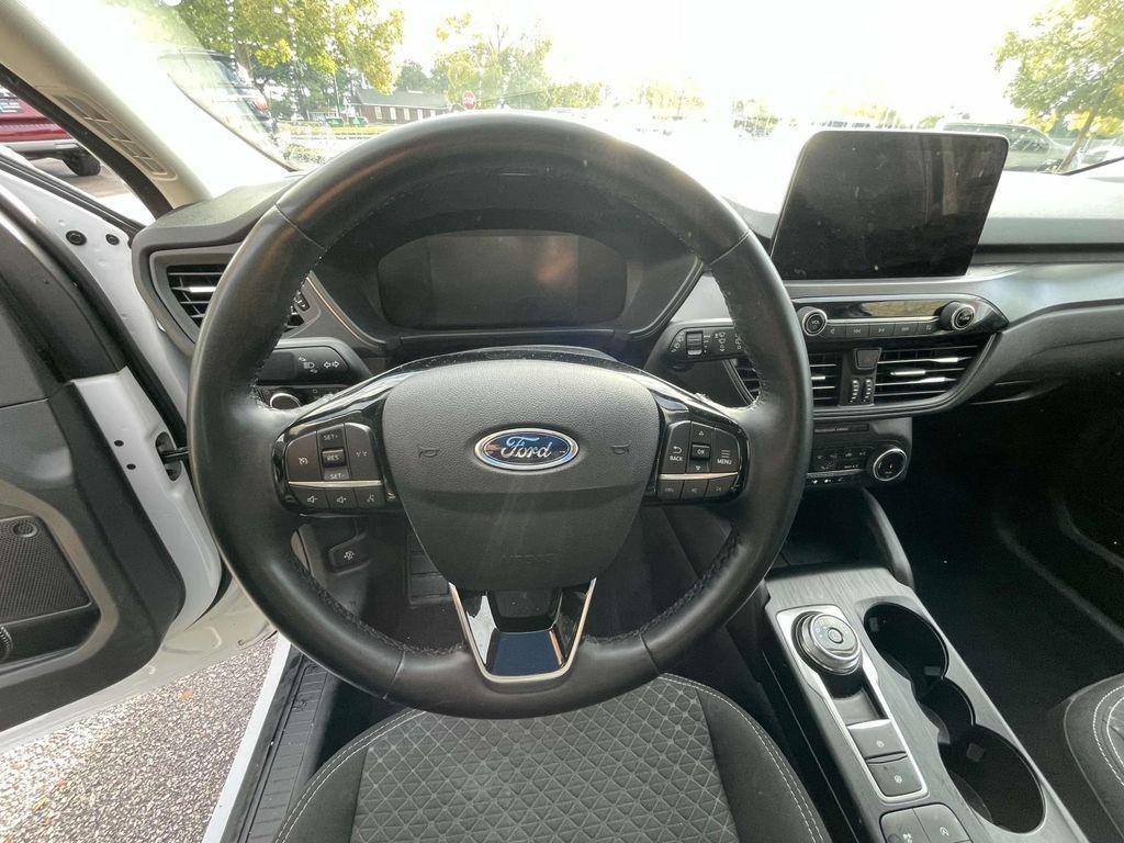 used 2023 Ford Escape car, priced at $19,975