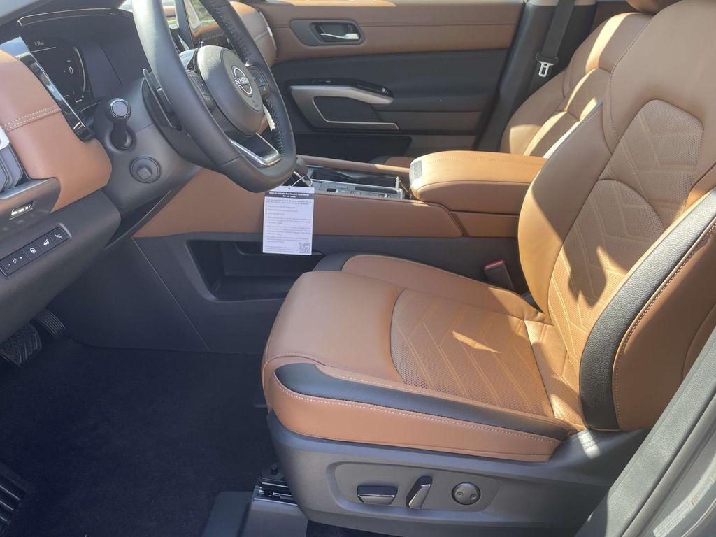 new 2025 Nissan Pathfinder car, priced at $51,610