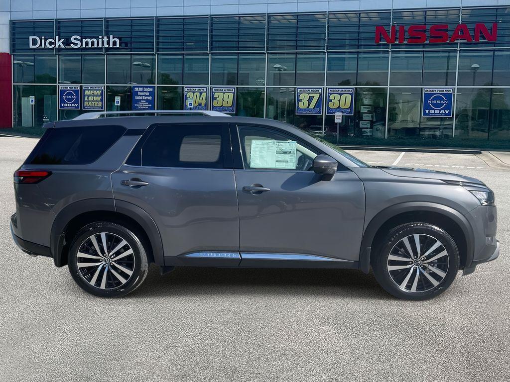 new 2025 Nissan Pathfinder car, priced at $51,610