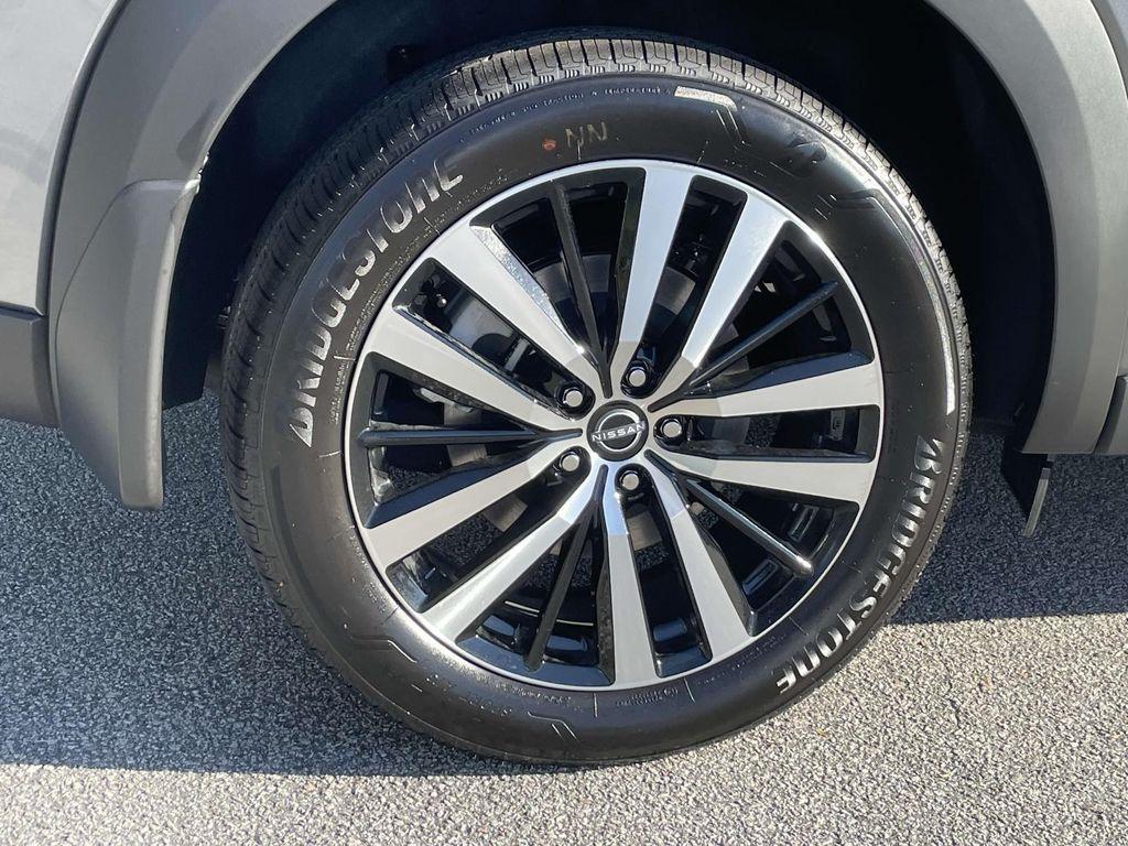 new 2025 Nissan Pathfinder car, priced at $53,395
