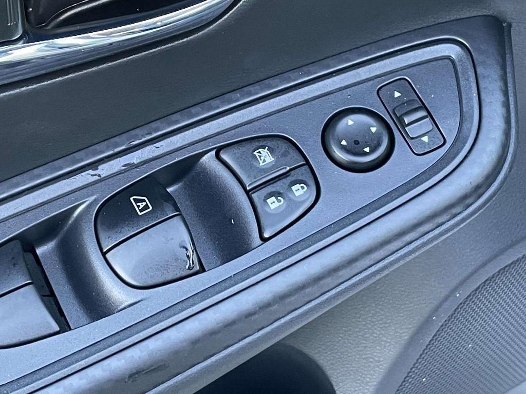 new 2025 Nissan Versa car, priced at $21,785